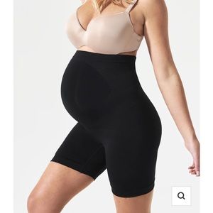 BLANQI belly support biker shorts. Size medium